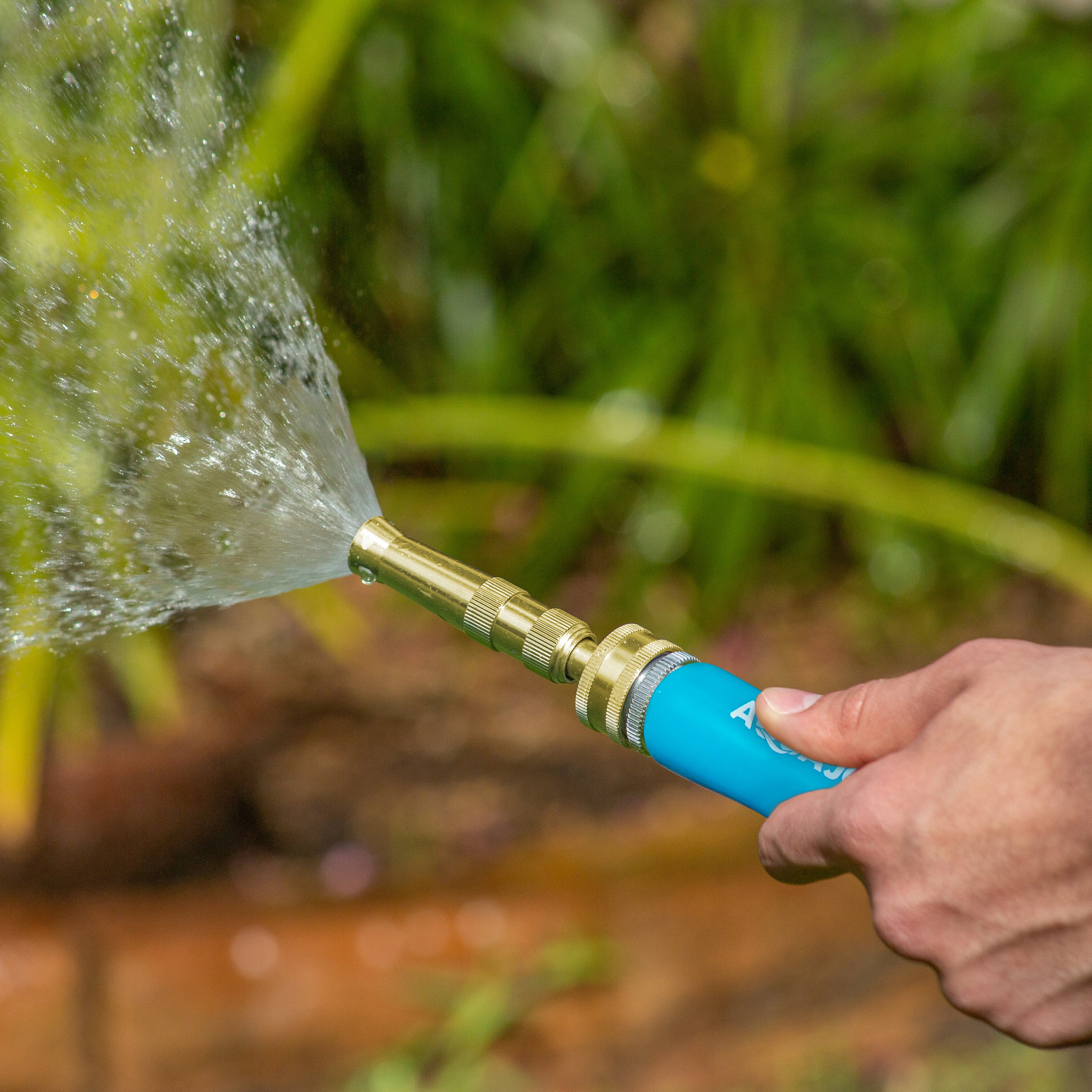 Cone spray setting for the twist nozzle.