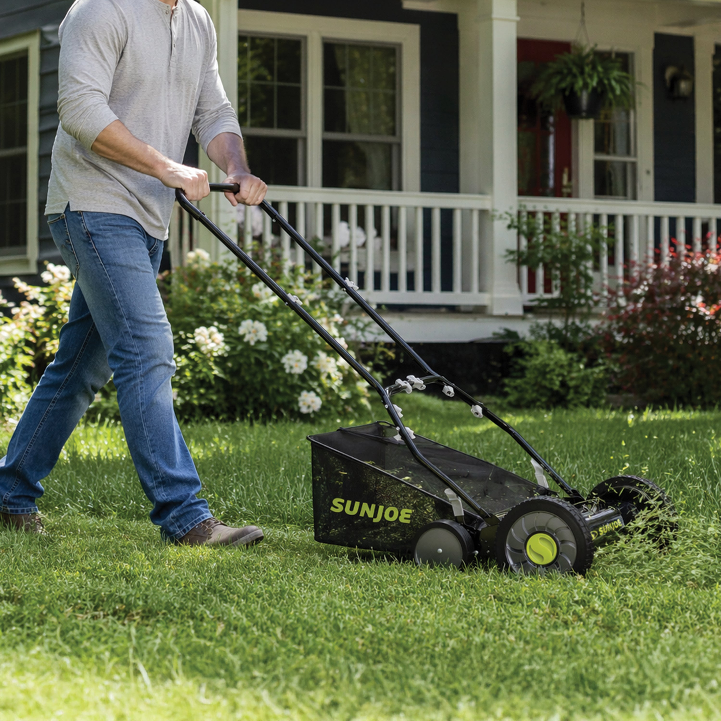 Sun Joe 20 Inch Manual Reel Mower with Grass Catcher MJ502M