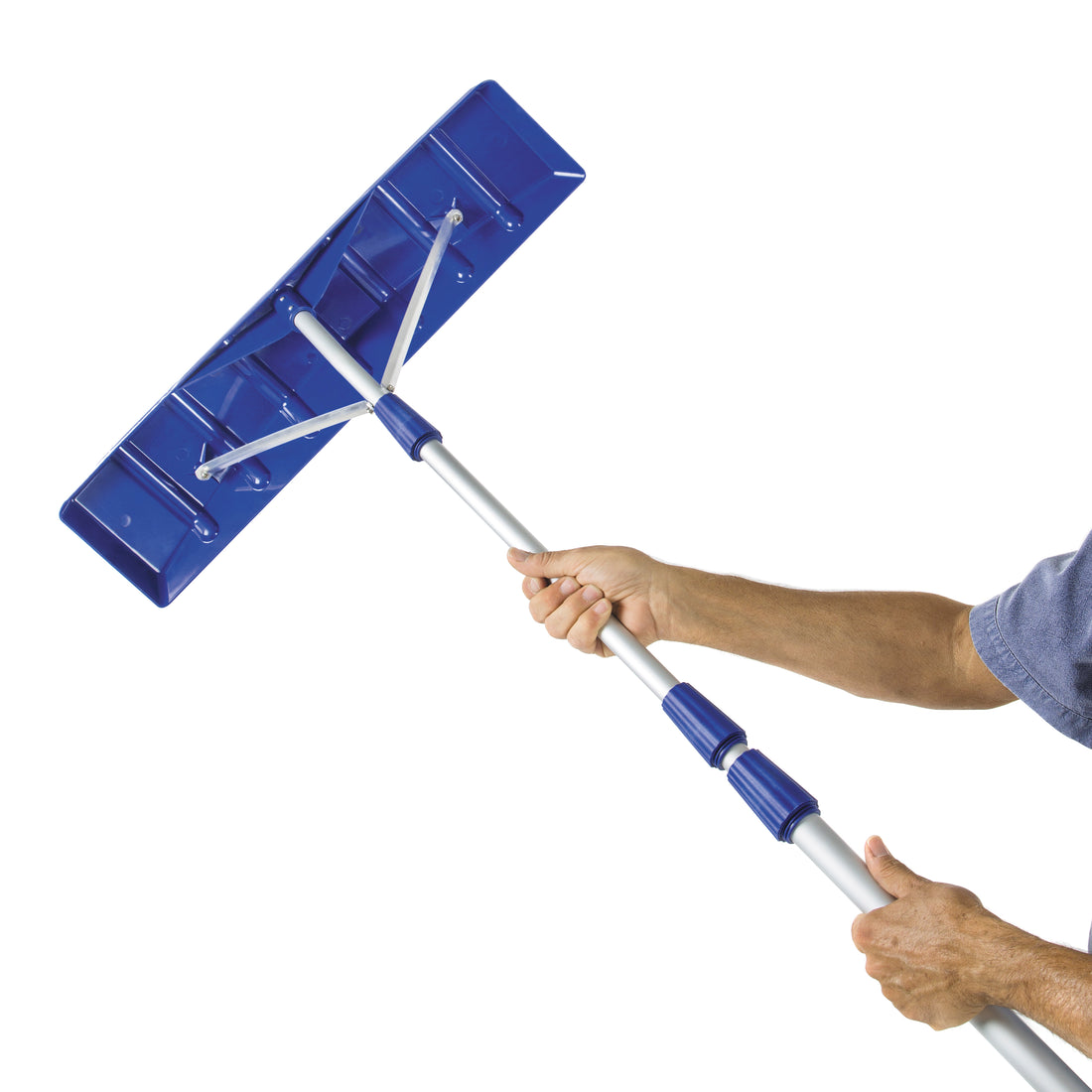 RJ204M roof rake extended for overhead reach