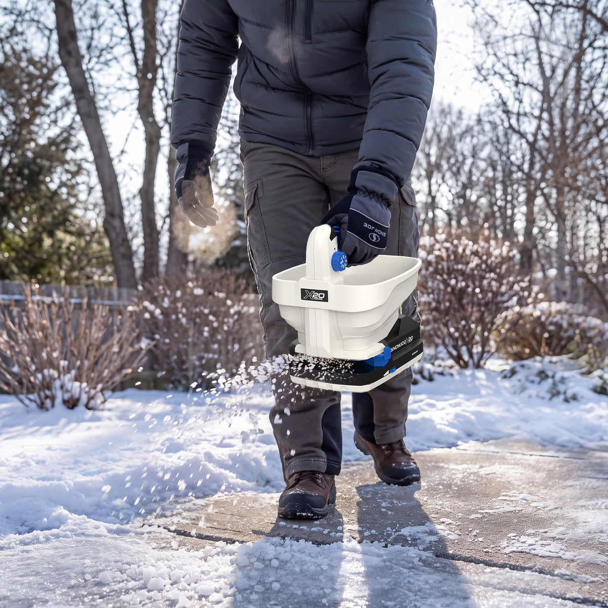 Snow Joe X20-SPRD-2A lifestyle image 4